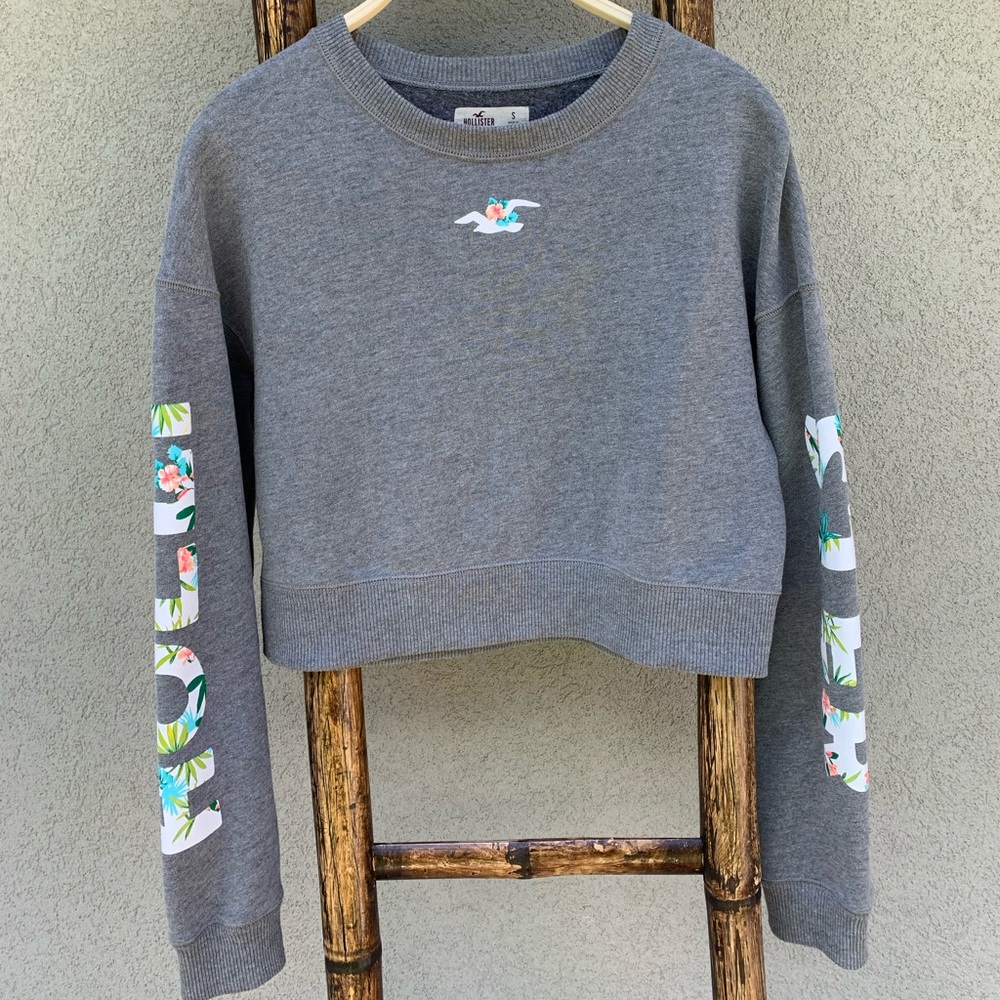 Hollister Grey Cropped Sweatshirt -Size Small